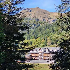 Residence Recente Au Coeur Des Monts Du Cantal Appartement Laveissière