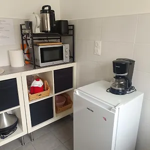  Hébergement de vacances Maison Au Coeur D'orly
